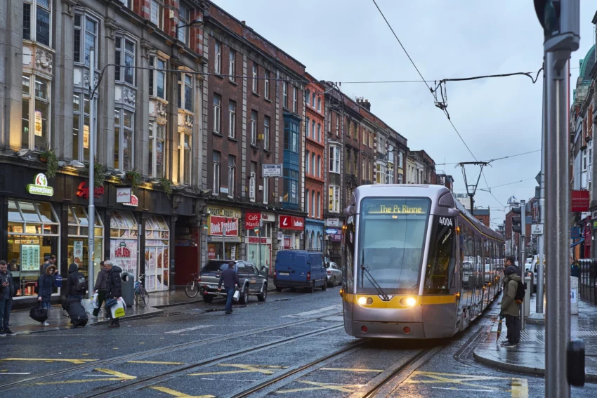 Extension du tramway Luas à Dublin protégée contre les inondations